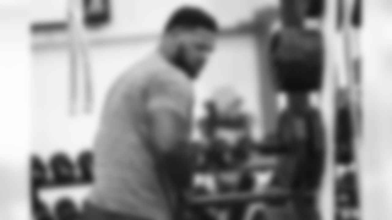 90 DT Grover Stewart