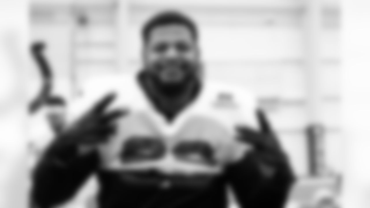90 DT Grover Stewart