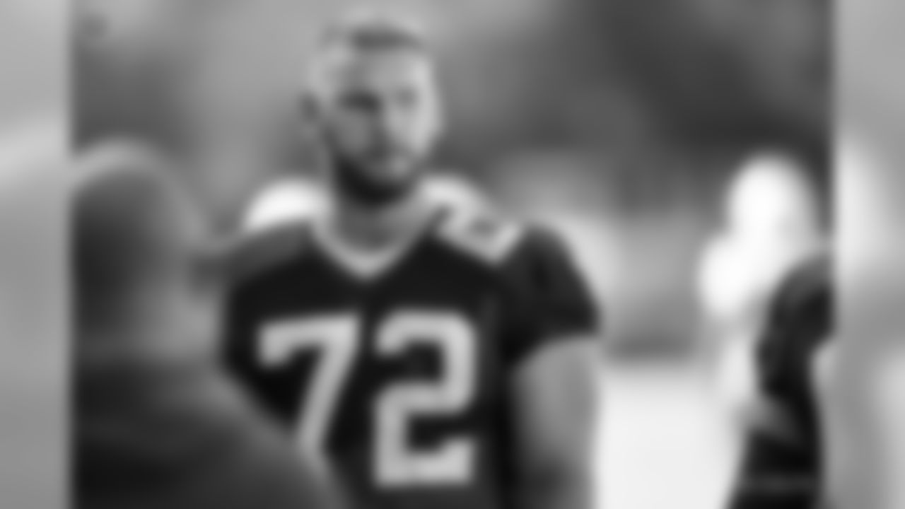 Braden Smith #72 | G | 6-6 | 315lbs | 23yrs. | 2yrs. | Auburn