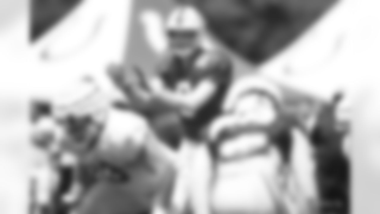 9 QB Nick Foles