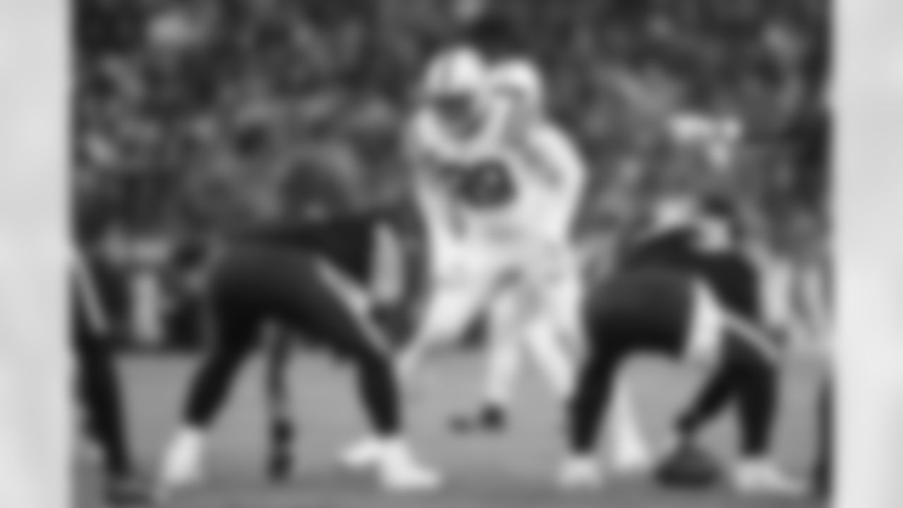 99 DT DeForest Buckner