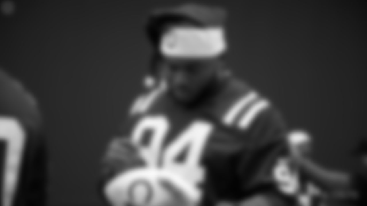2018_1220_DLineChristmas0191A