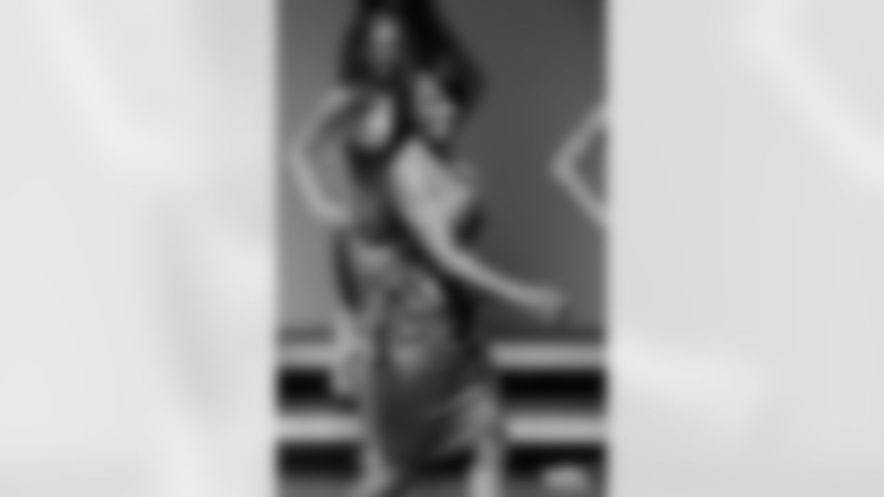 LeAndra B.