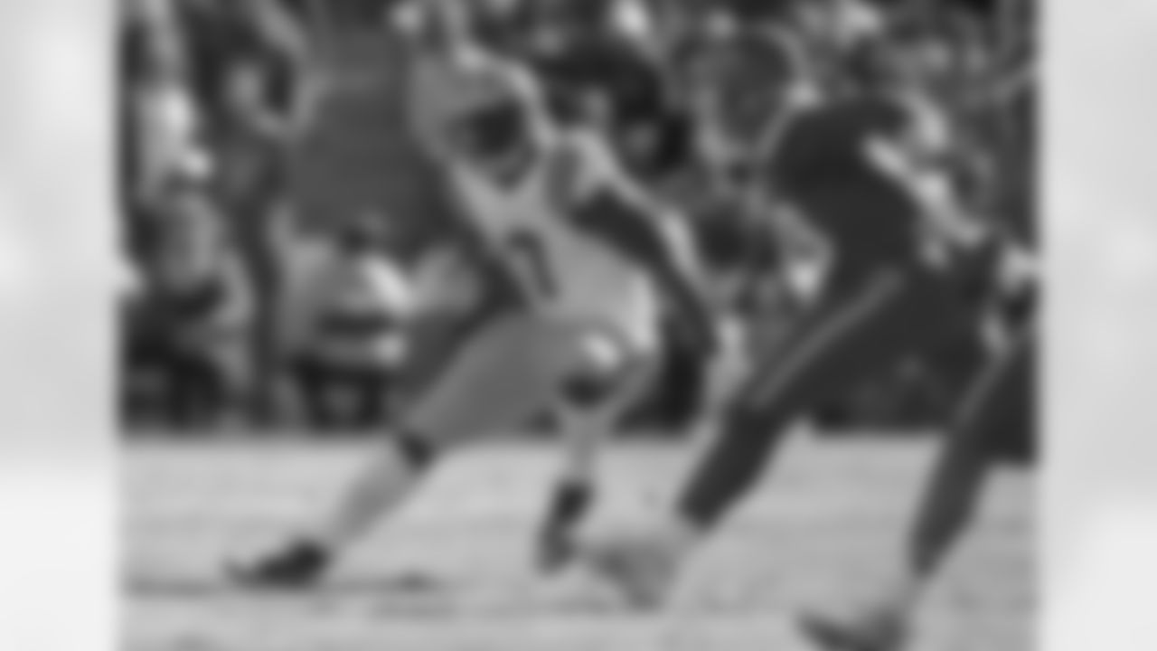 7 Leonard Fournette RB 6-1 235 JR (LSU)