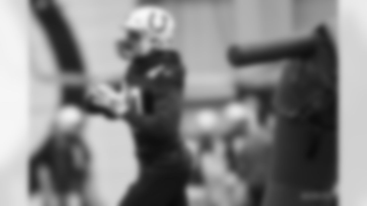 53 LB Darius Leonard