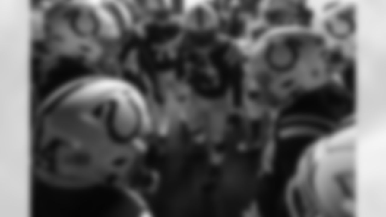 50 DE Justin Houston
