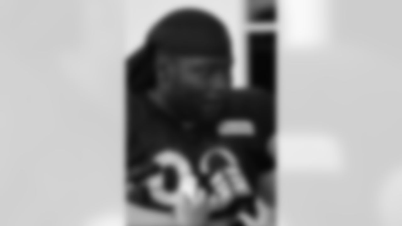 92
McPhee, Pernell
LB
6-3
275
26
5
Mississippi State