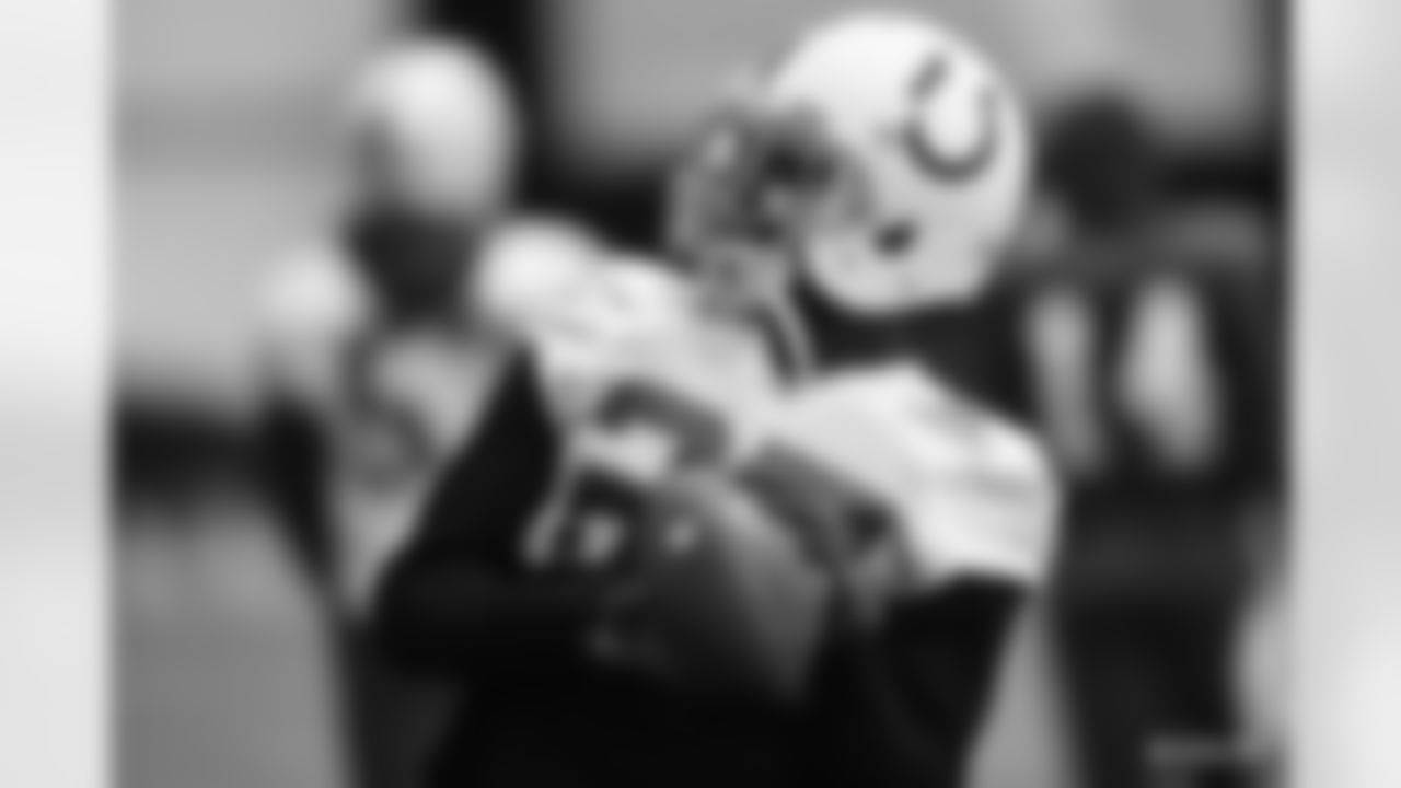 27 CB Xavier Rhodes