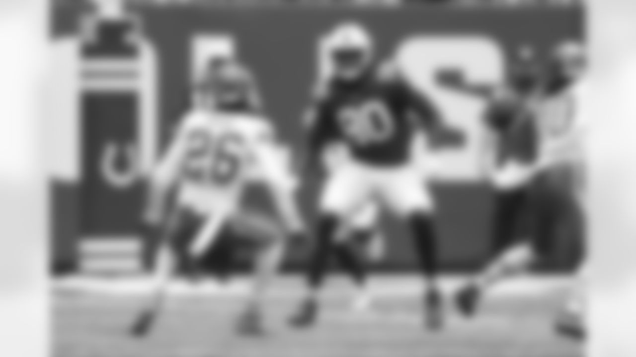80 TE Jelani Woods
