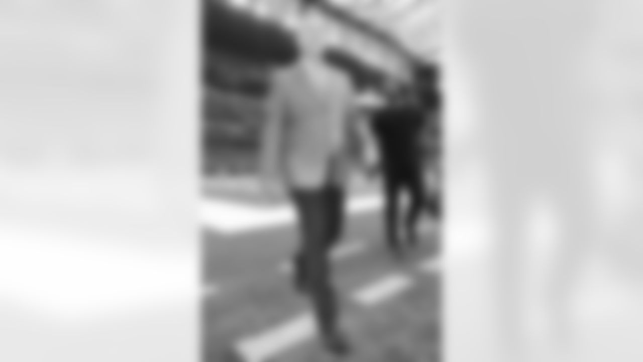 0911_HOU_Arrival_026