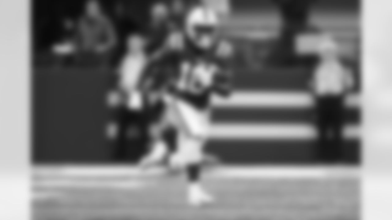 16 WR Ashton Dulin
