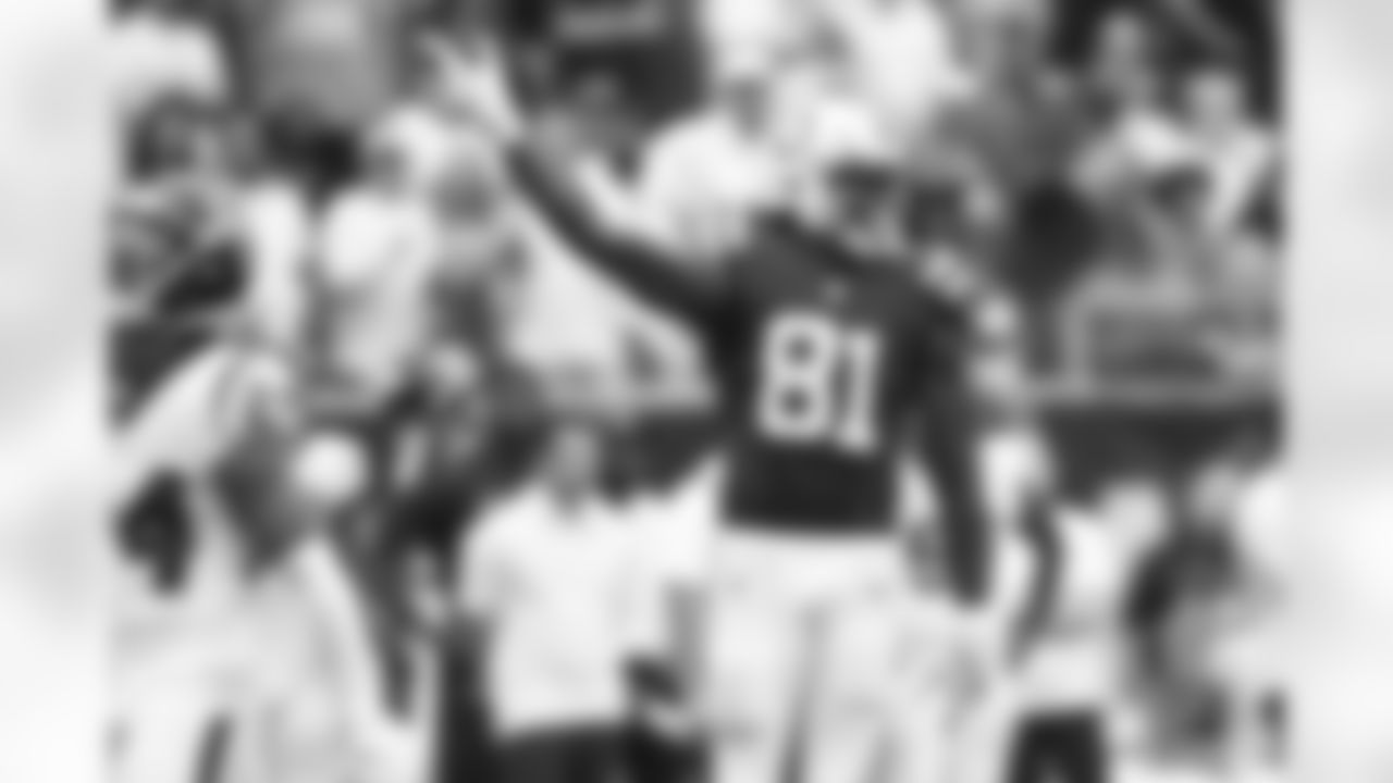 81 TE Mo Alie-Cox