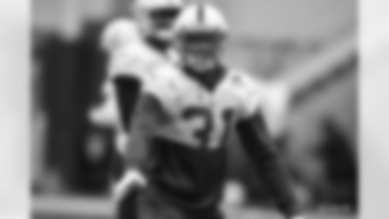 31 S Tavon Wilson