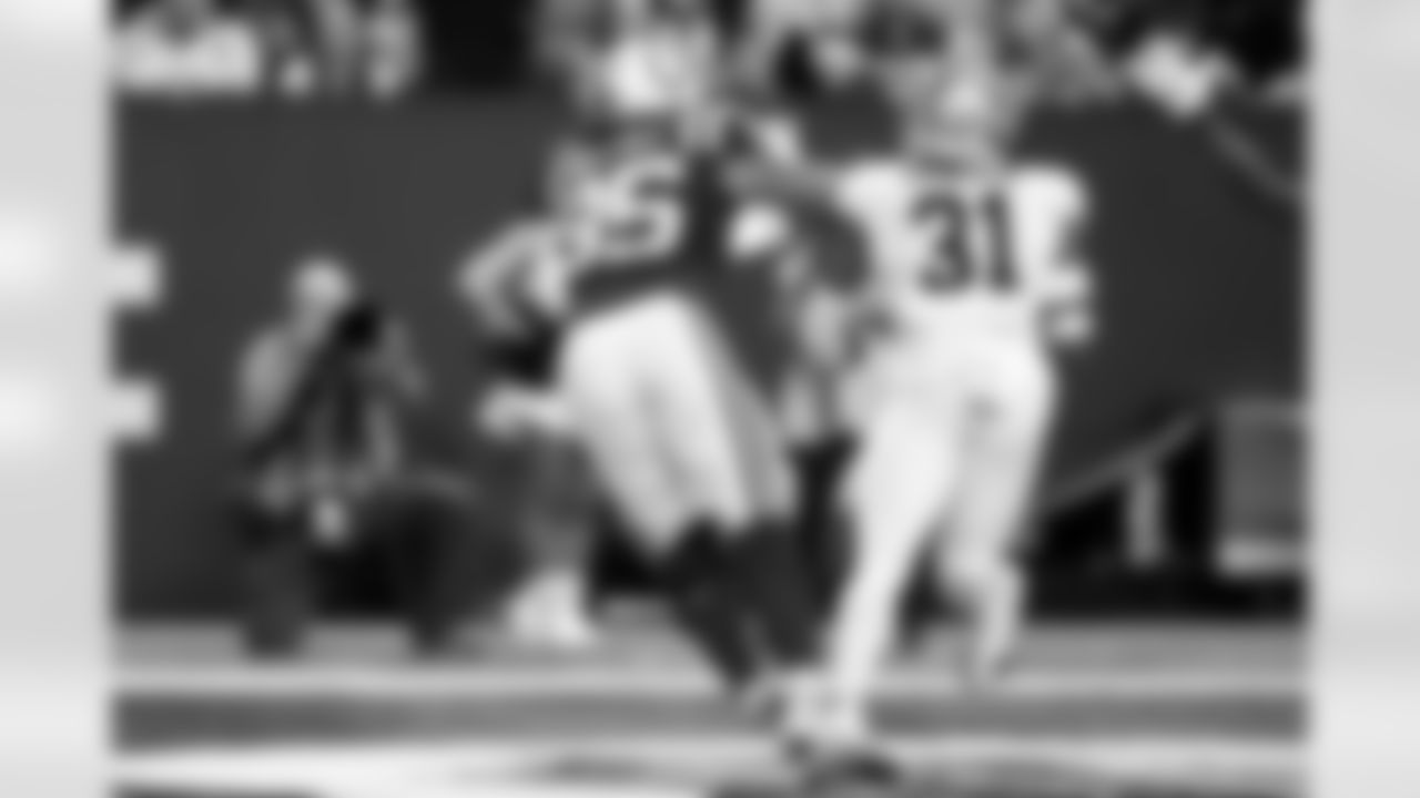 85 TE Andrew Ogletree