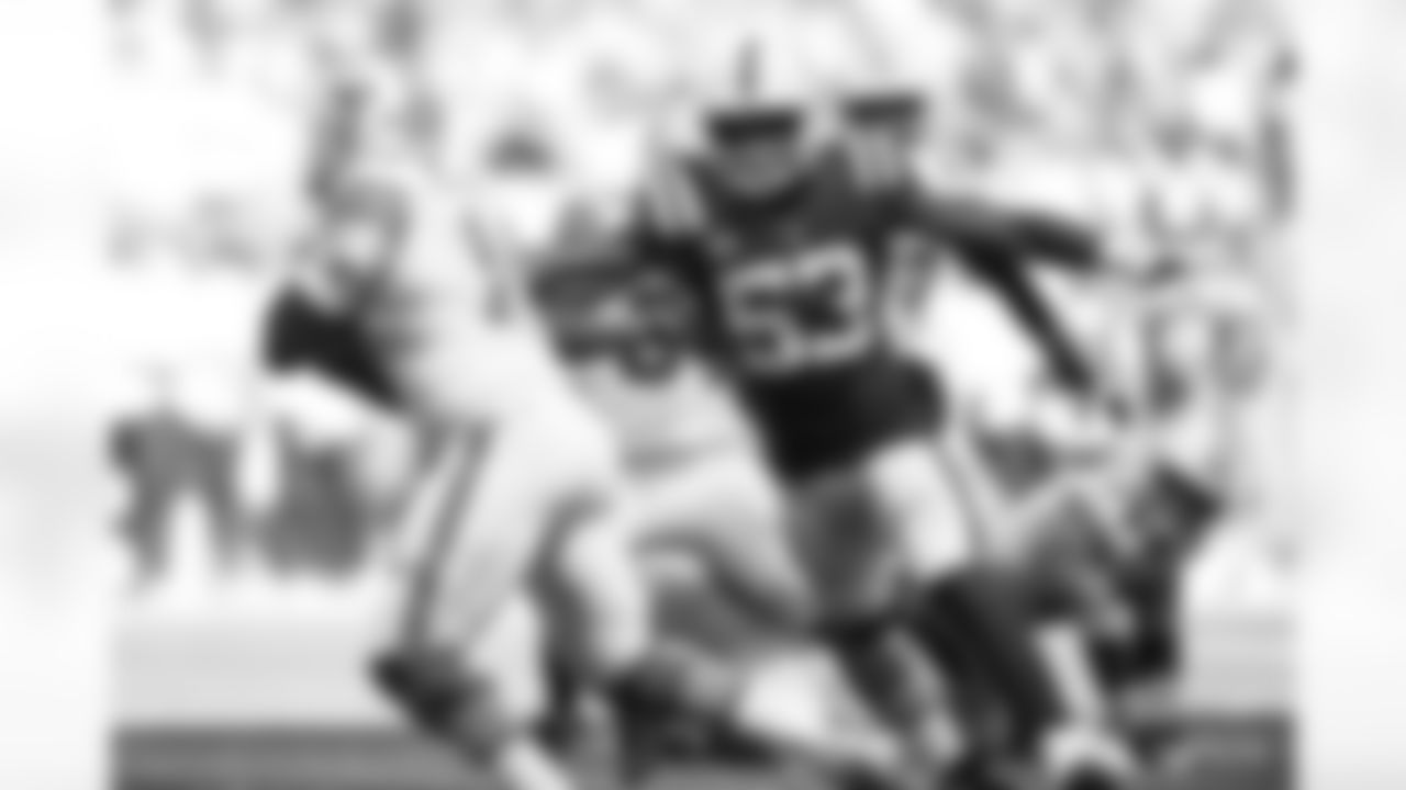 53 LB Darius Leonard