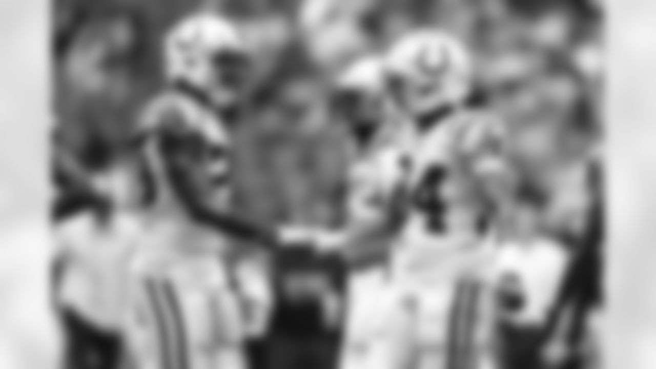 29 S Sean Davis, #34 CB Isaiah Rodgers