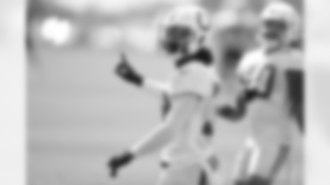 38 CB Tony Brown
