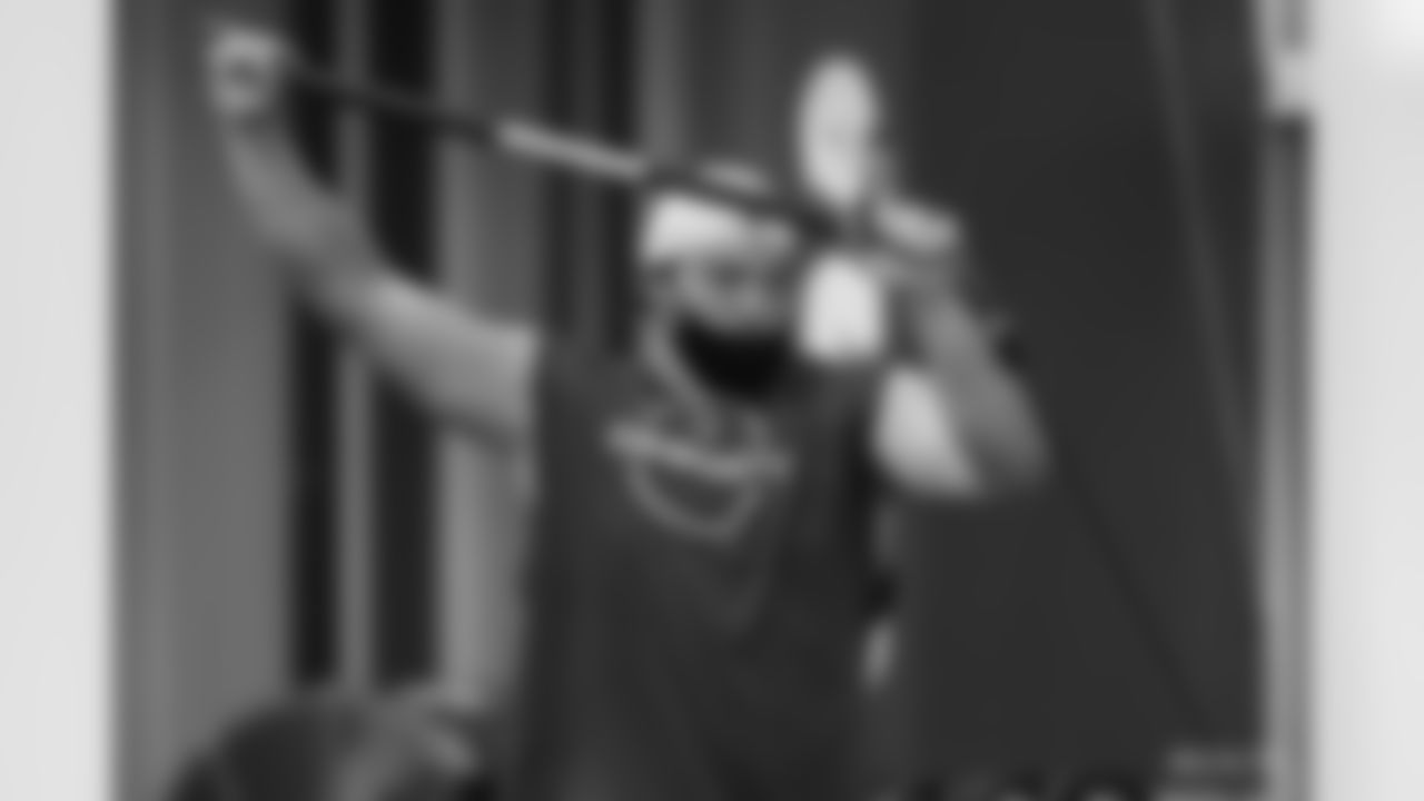 2021_0916_WeightRoom_0324