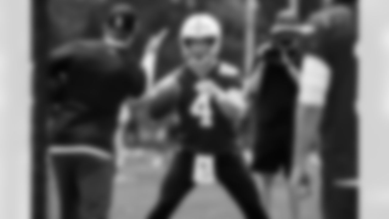 4 QB Sam Ehlinger,
Players train during Phase III OTAs of offseason workouts.