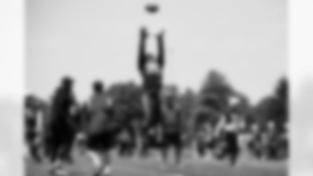 99 DT DeForest Buckner,
Players train during Phase III OTAs of offseason workouts.