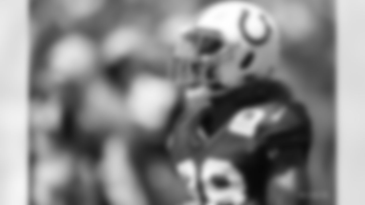 38 CB Tony Brown