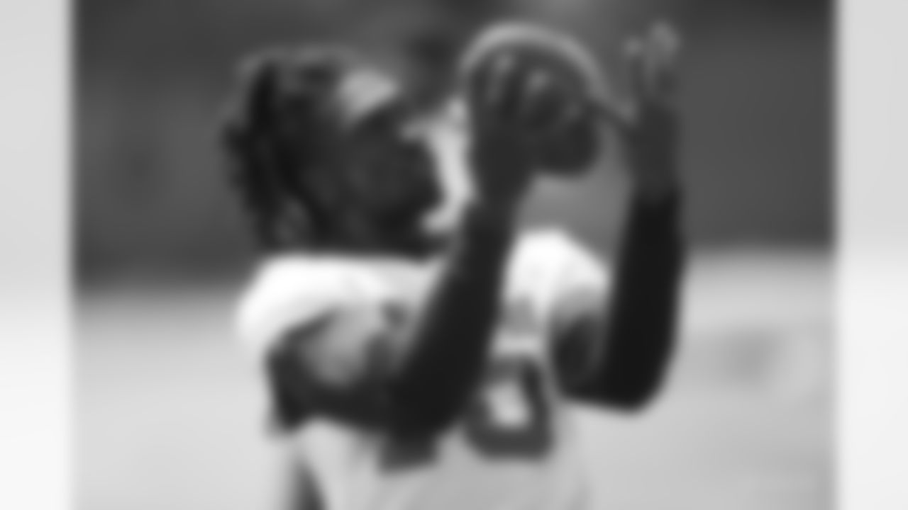 16 WR Ashton Dulin