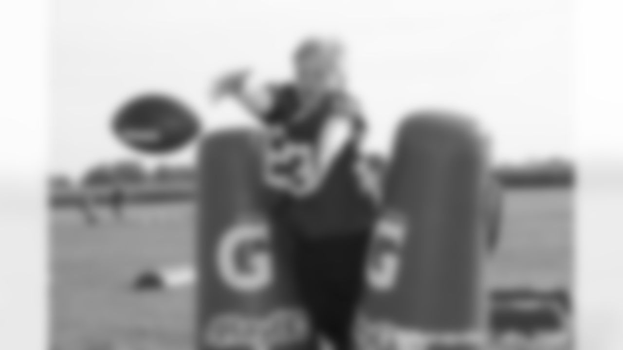 LANDING_youthfootball-8