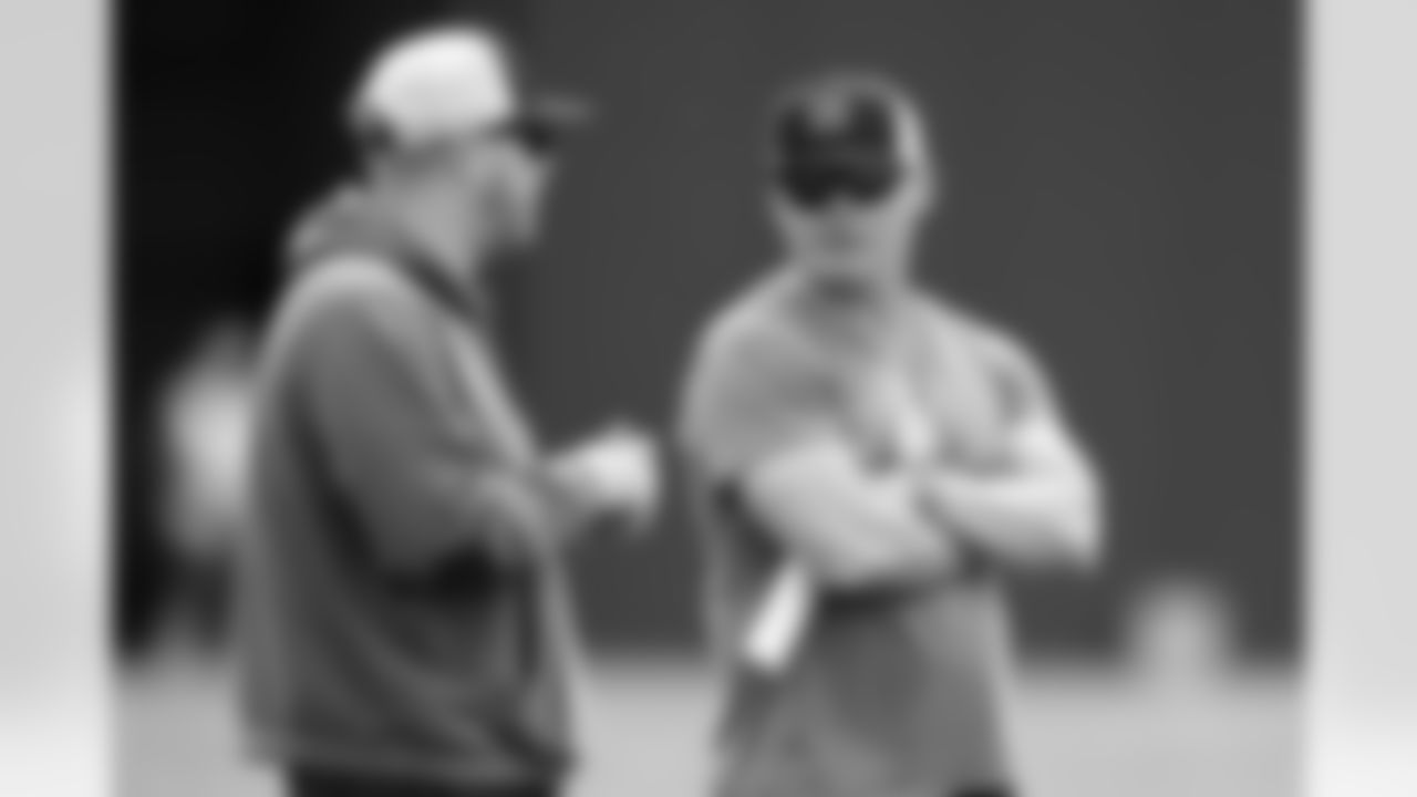 Chris BallardÊGeneral Manager
Players train during Phase III of offseason workouts.