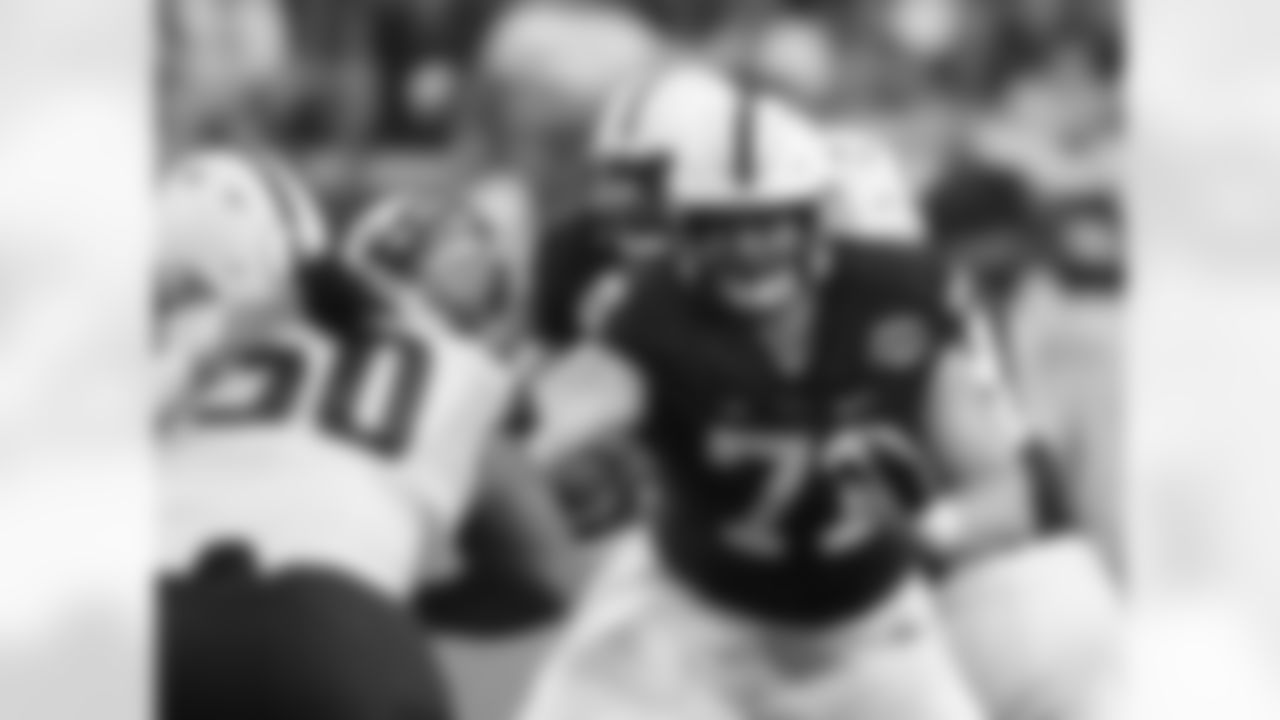 Penn State offensive lineman Will Fries (71) against Washington during the Fiesta Bowl NCAA college football game, Saturday, Dec. 30, 2017, in Glendale, Ariz. (AP Photo/Rick Scuteri)