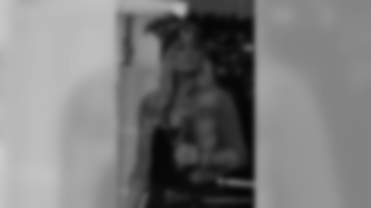 2018_1219_PlayoffConcertEdits0010