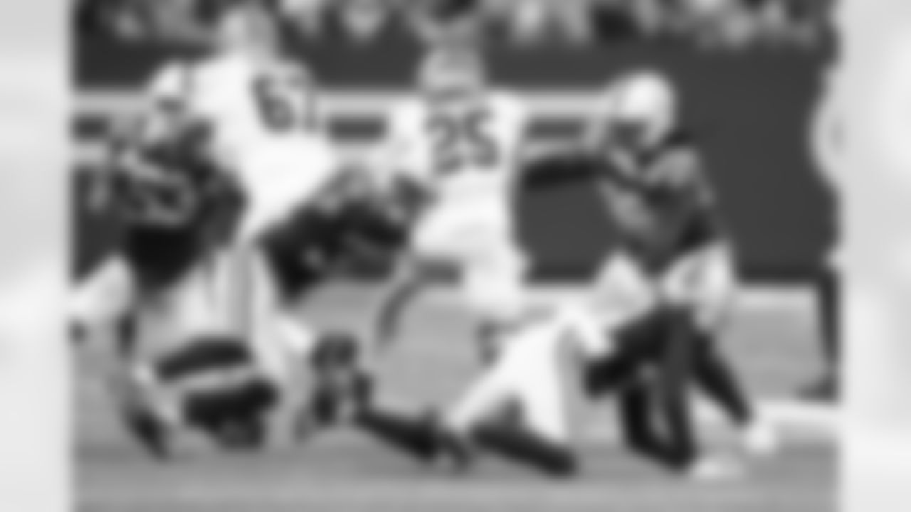 32 S Julian Blackmon , 98 DT McTelvin Agim