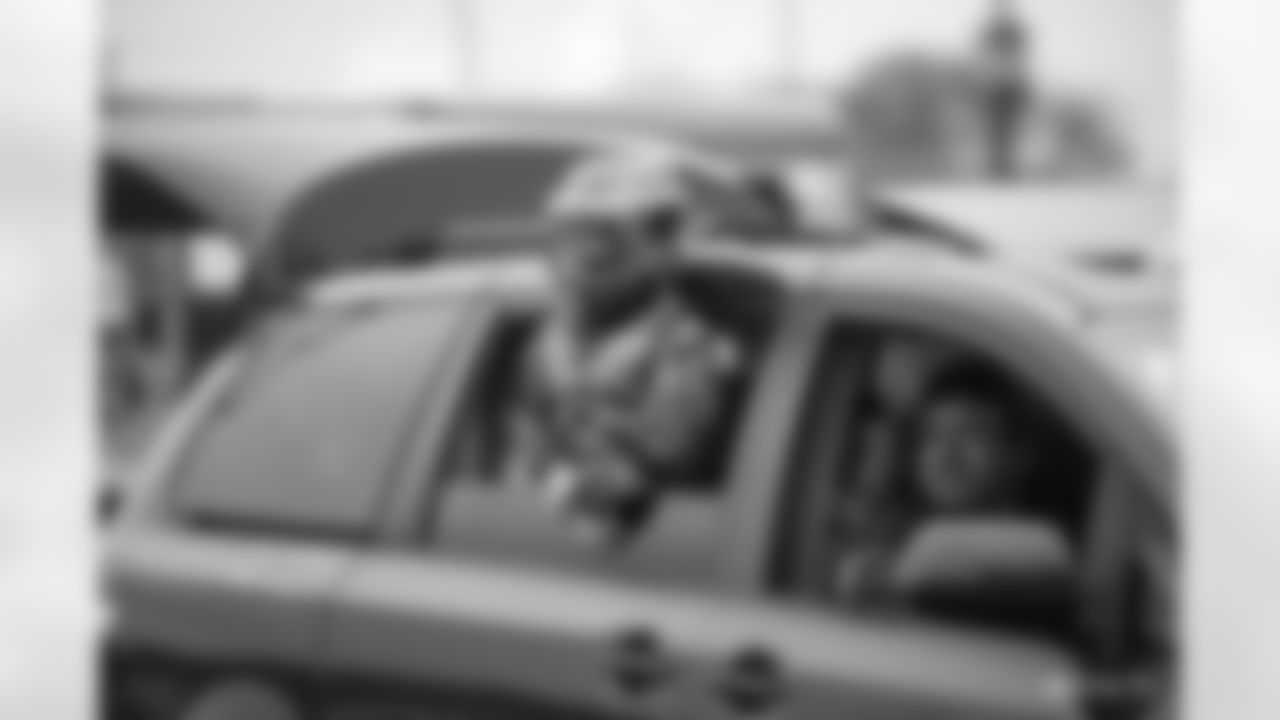 2020_1028_HalloweenDriveThru0208
