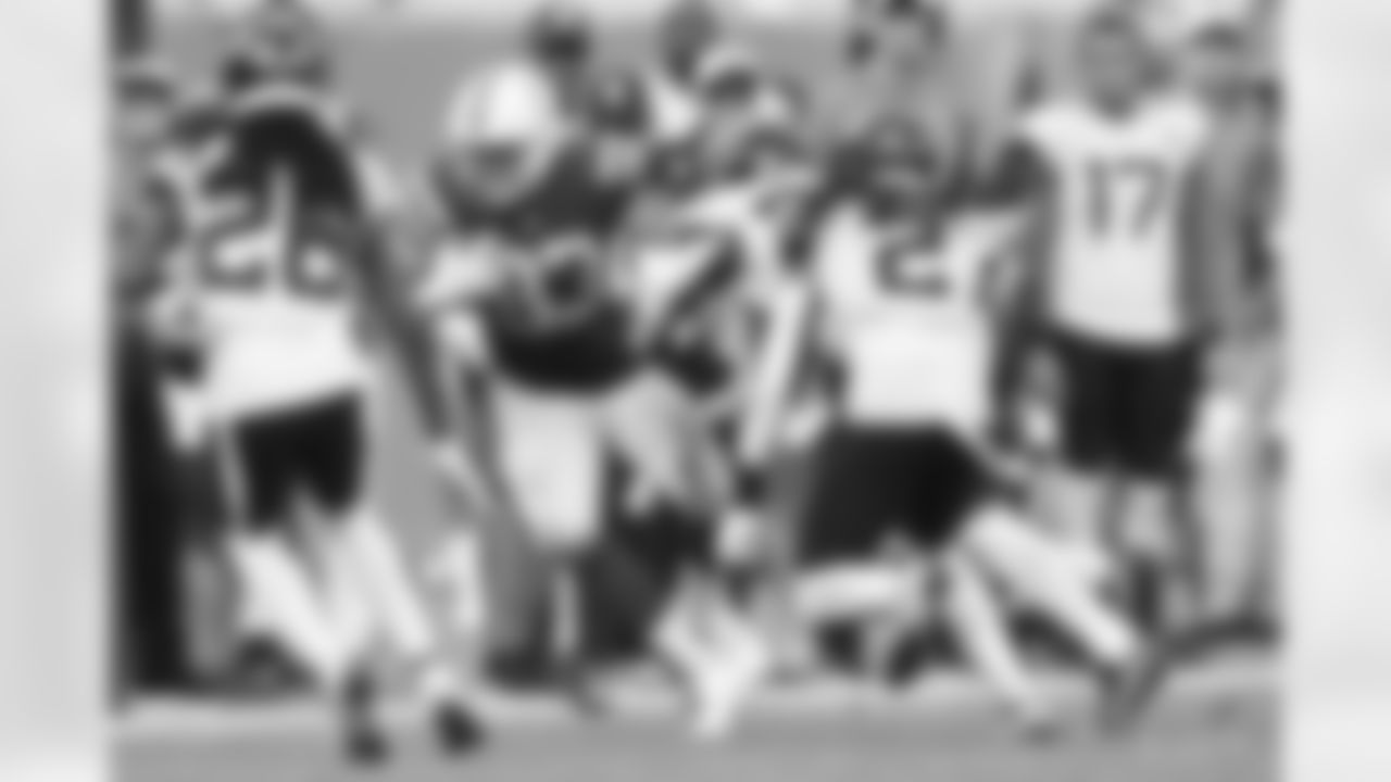 83 TE Kylen Granson