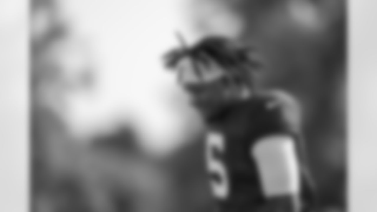 5 QB Anthony Richardson
2023 Colts Training Camp - Grand Park