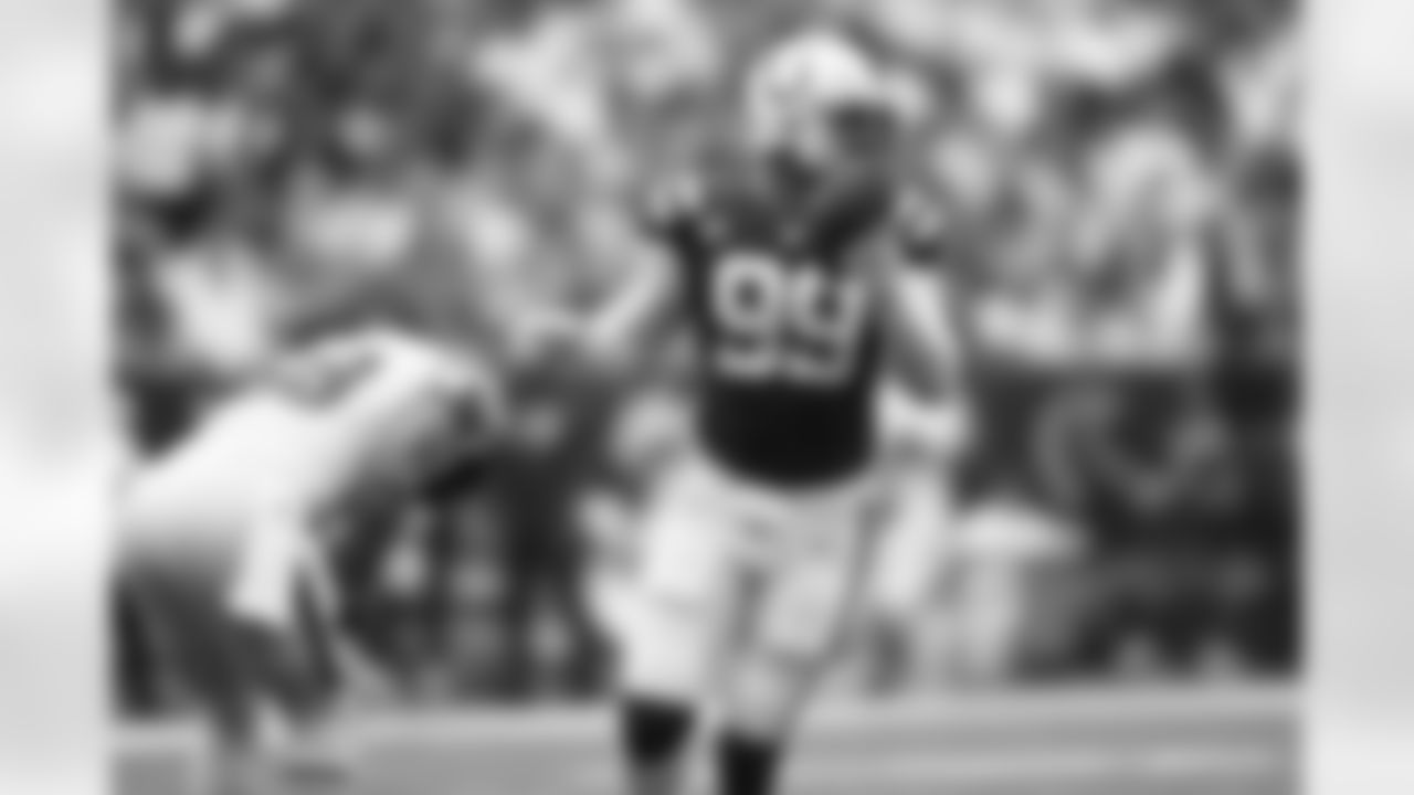 99 DT DeForest Buckner
