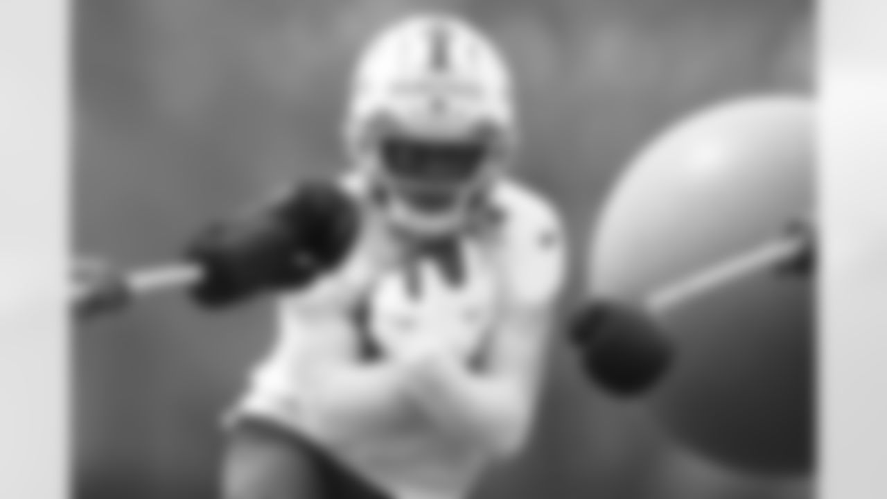 6 WR Isaiah McKenzie
Players practice during voluntary minicamp offseason workouts.