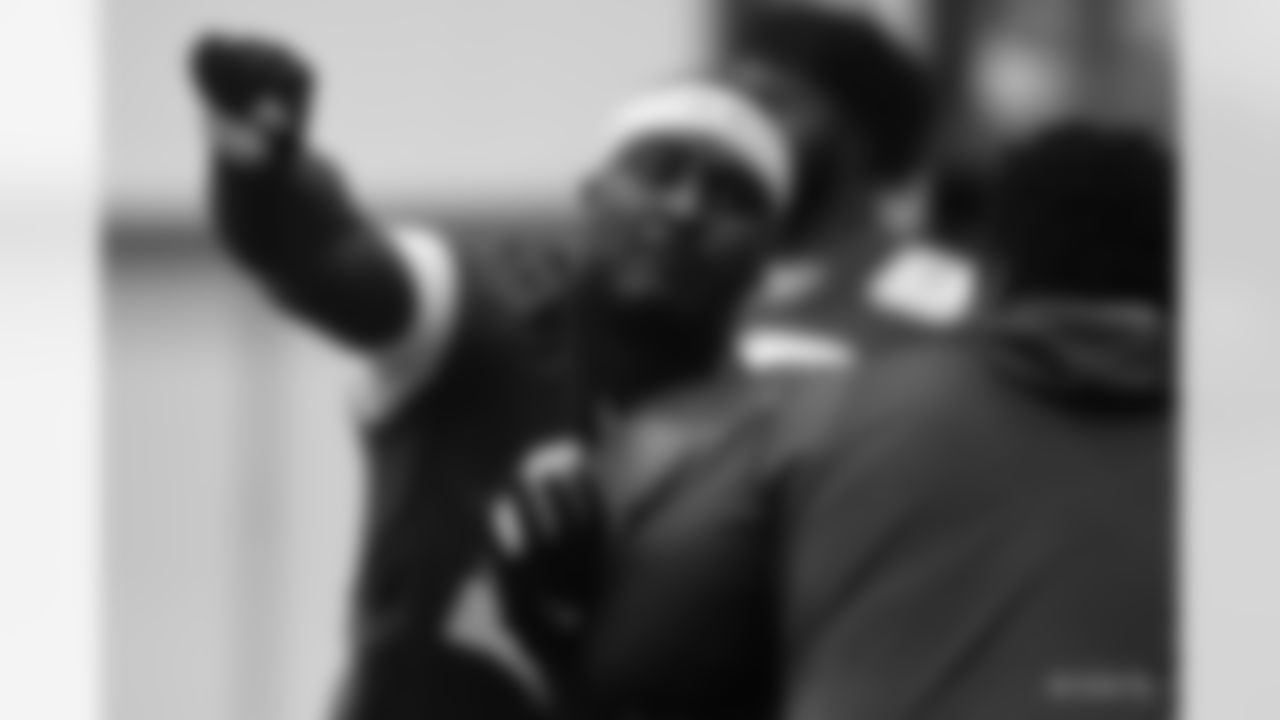 91 DE Yannick Ngakoue
