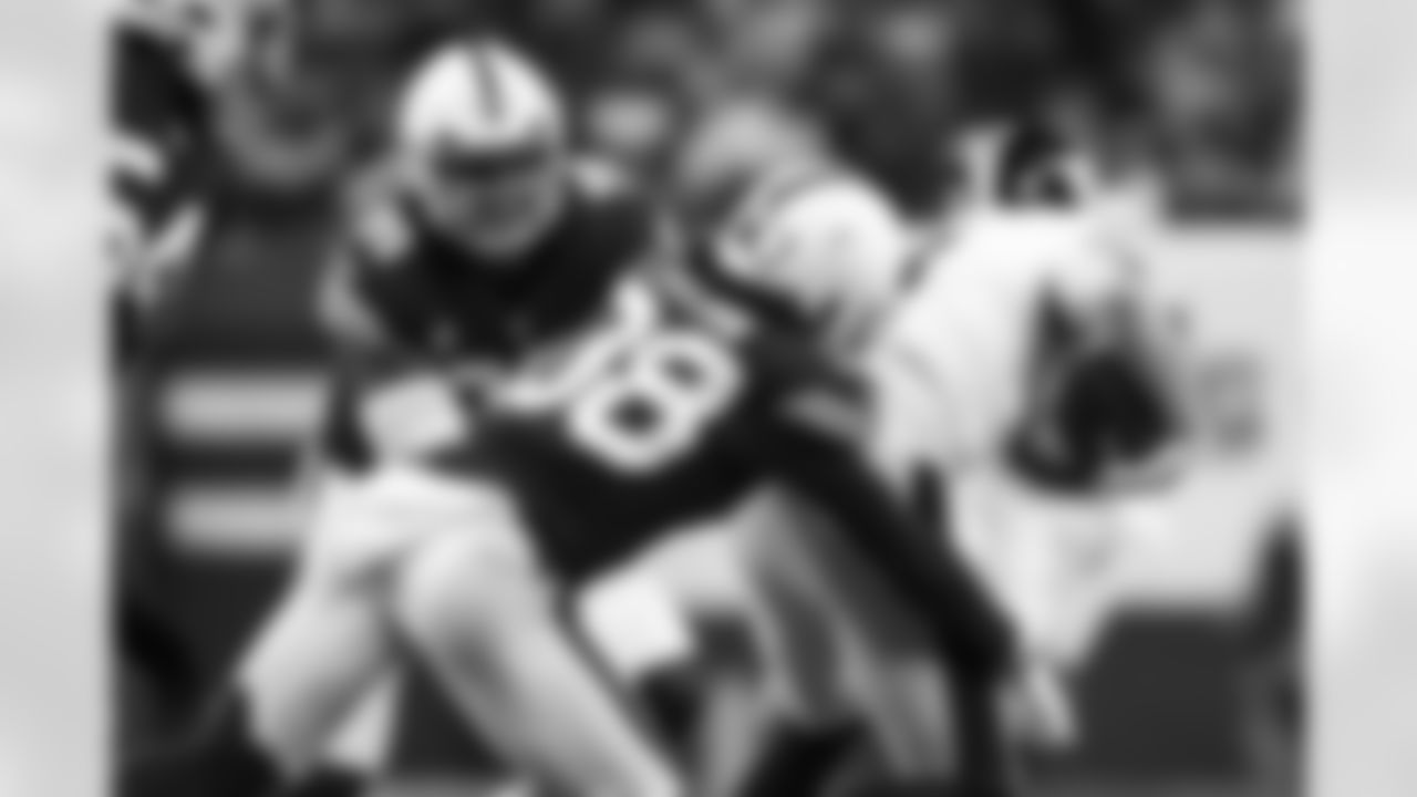 38 CB Tony Brown,
