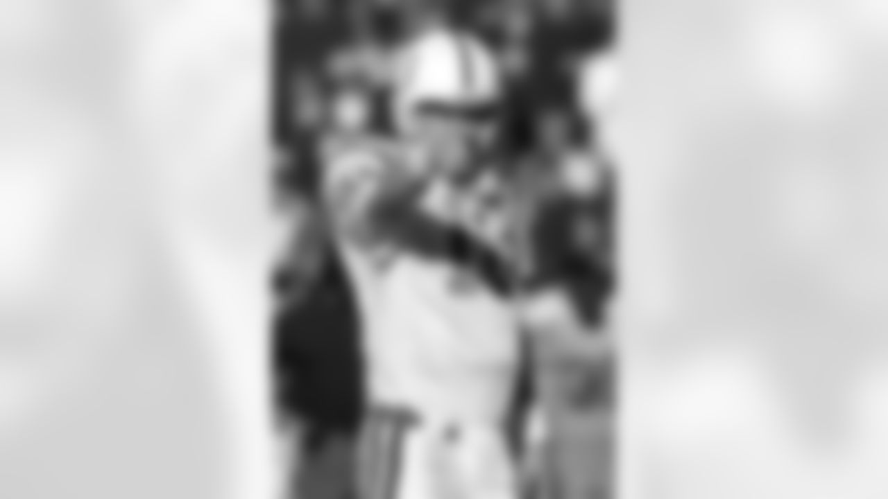 2003_Manning_Peyton_118_Macht
