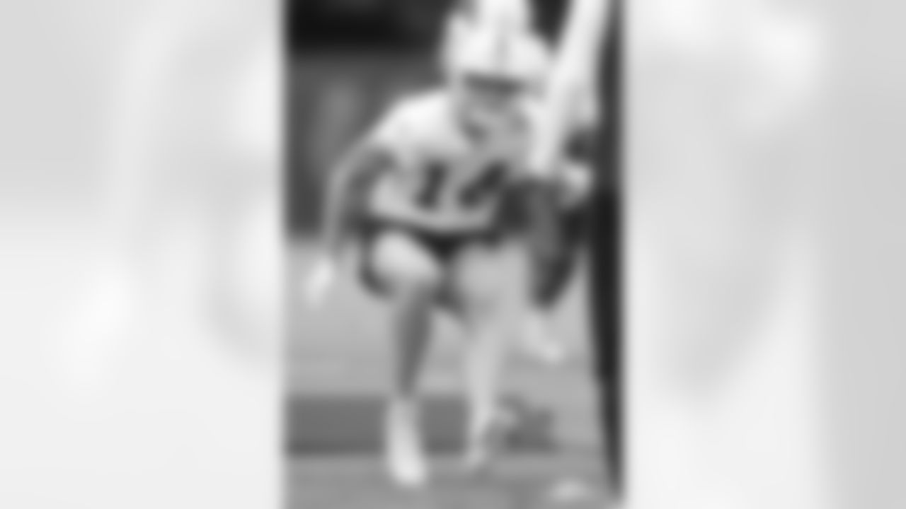 14 WR Alec Pierce
