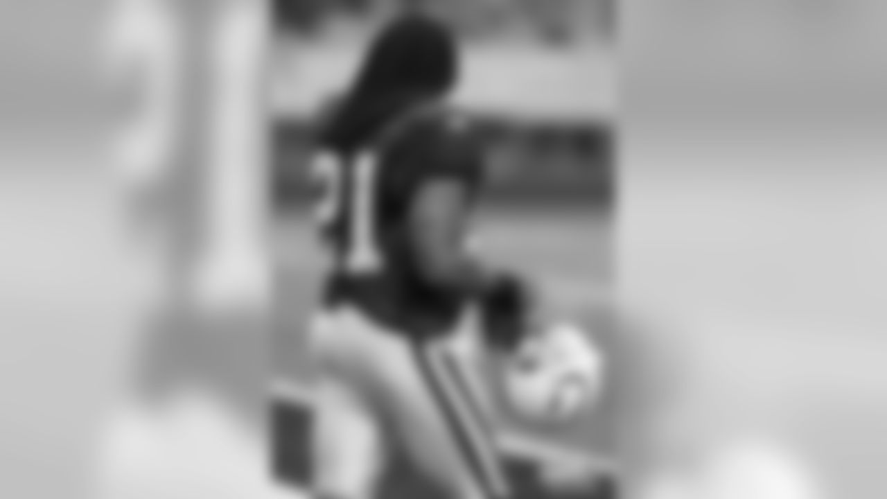 Bob Sanders