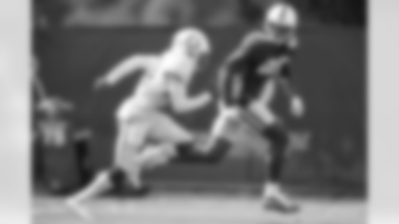 34 CB Isaiah Rodgers, #85 WR Dezmon Patmon