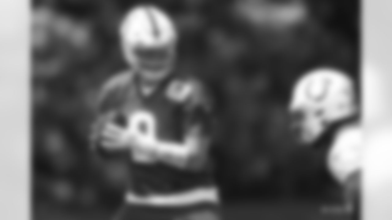 9 QB Nick Foles