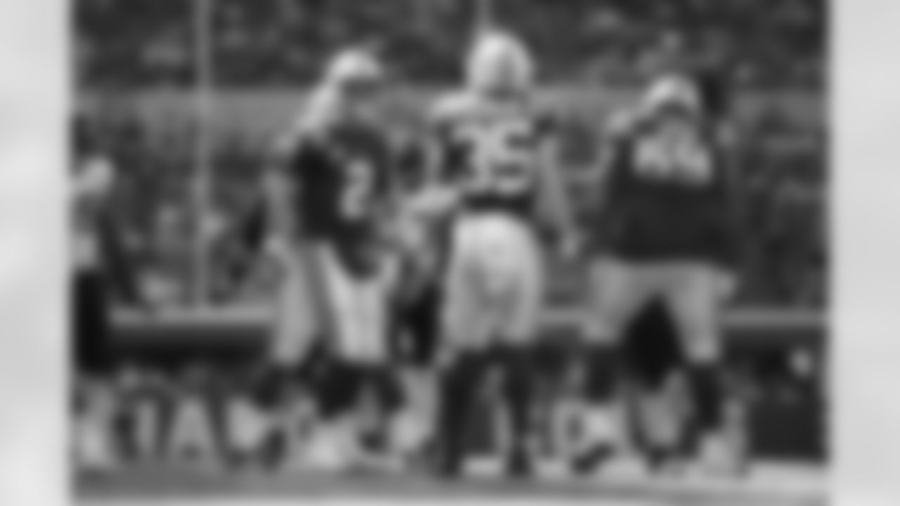 2 QB Matt Ryan, #35 RB Deon Jackson, #69 T Matt Pryor