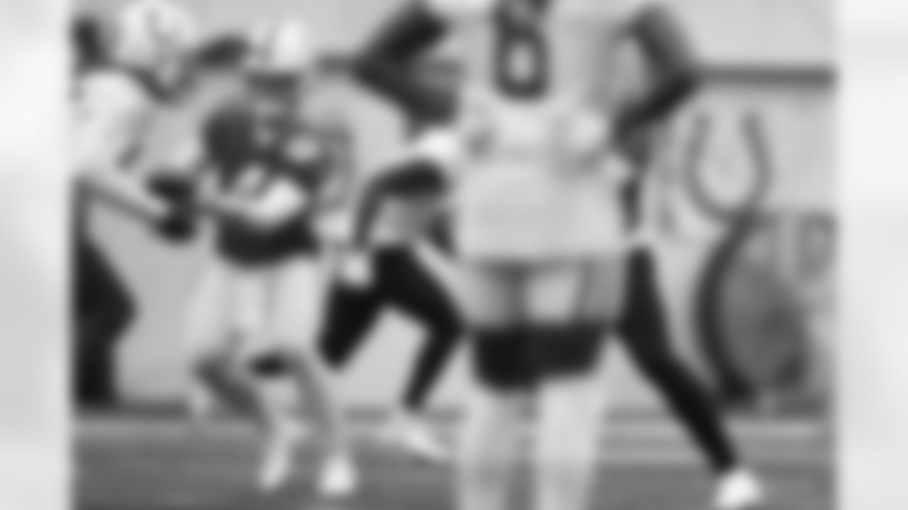 4 QB Sam Ehlinger