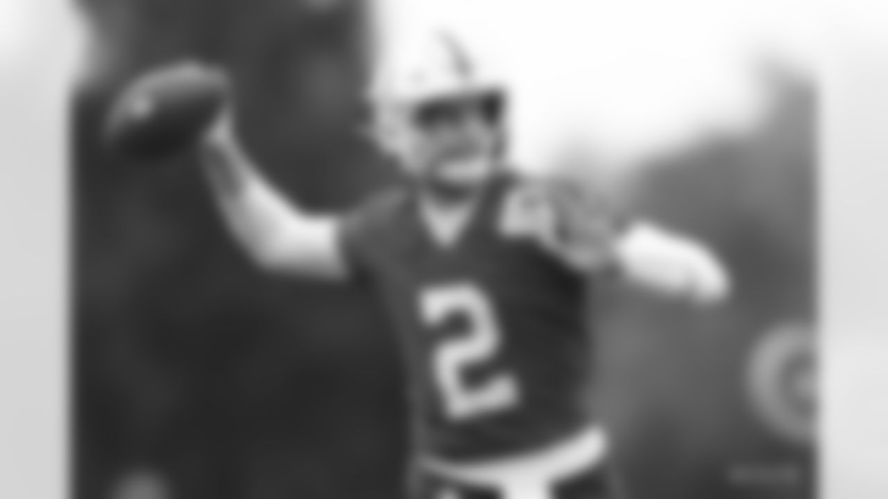 2 QB Carson Wentz