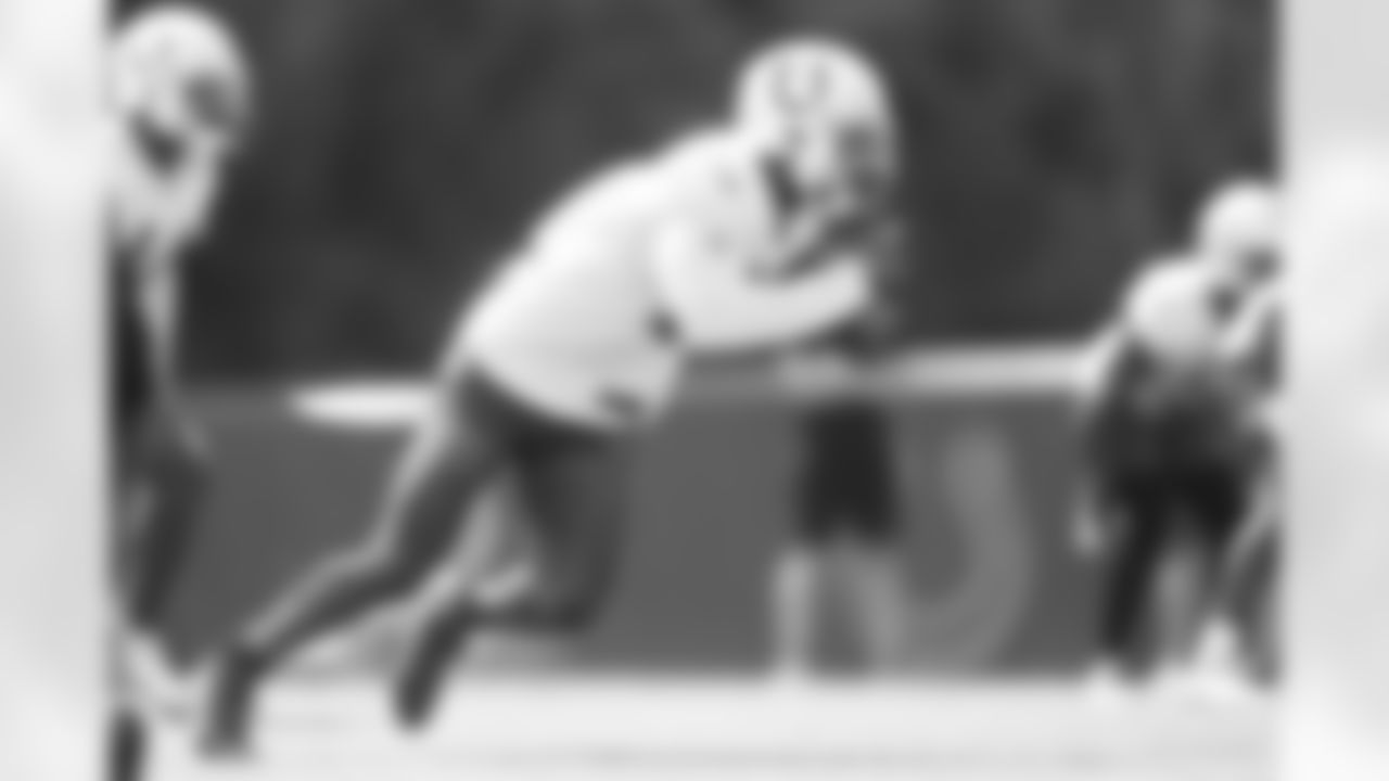 91 DE Yannick Ngakoue