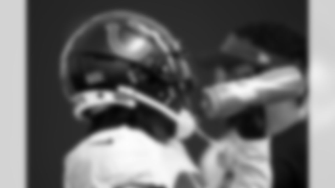 35 CB Chris Lammons