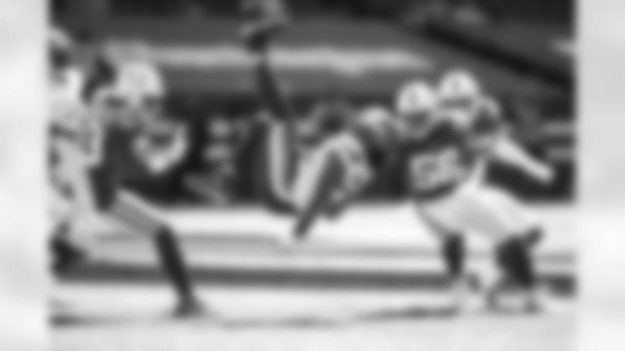 53 LB Darius Leonard, #58 LB Bobby Okereke
