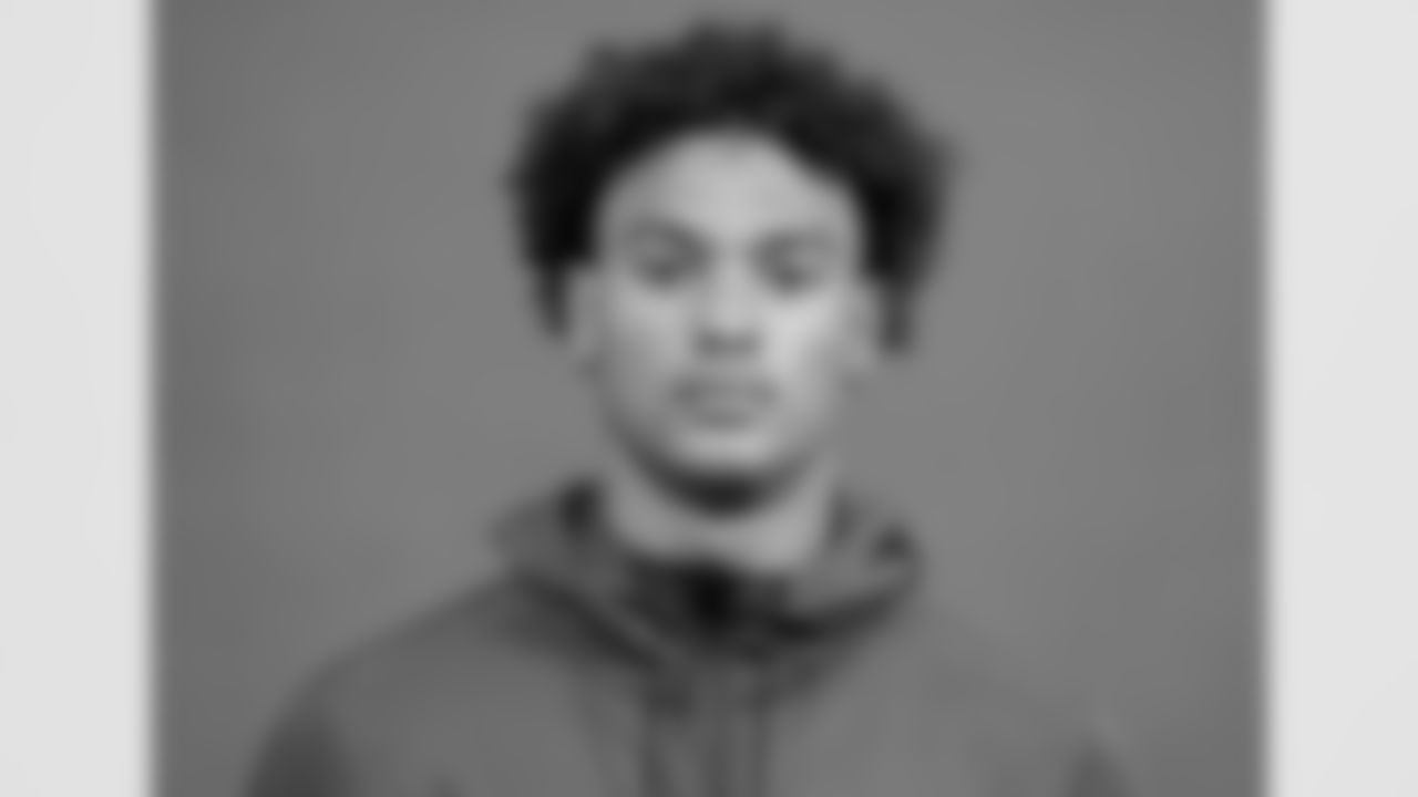Hutchinson Xavier